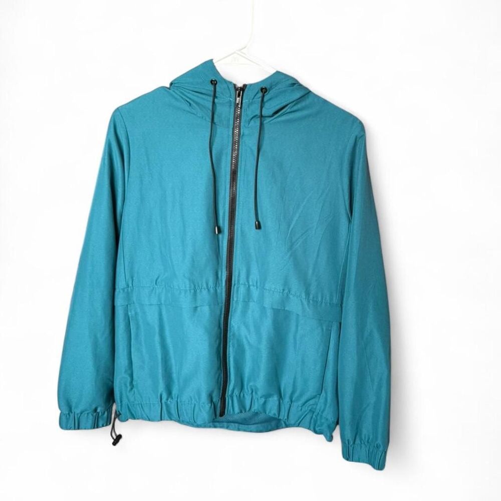 Forever 21 Full Zip teal windbreaker jacket with hood. Size S